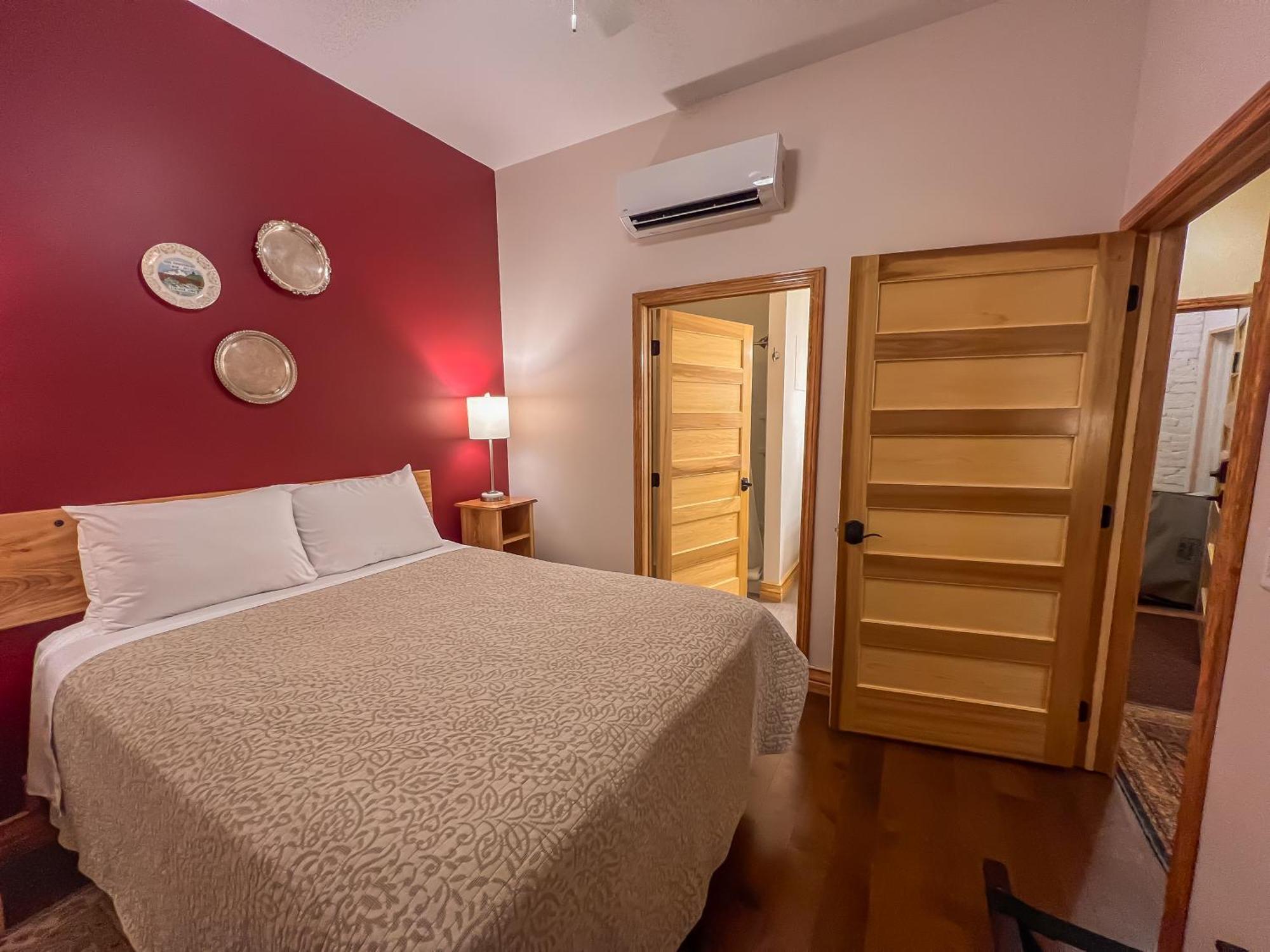 Goldfinch Suites Elkader Kültér fotó